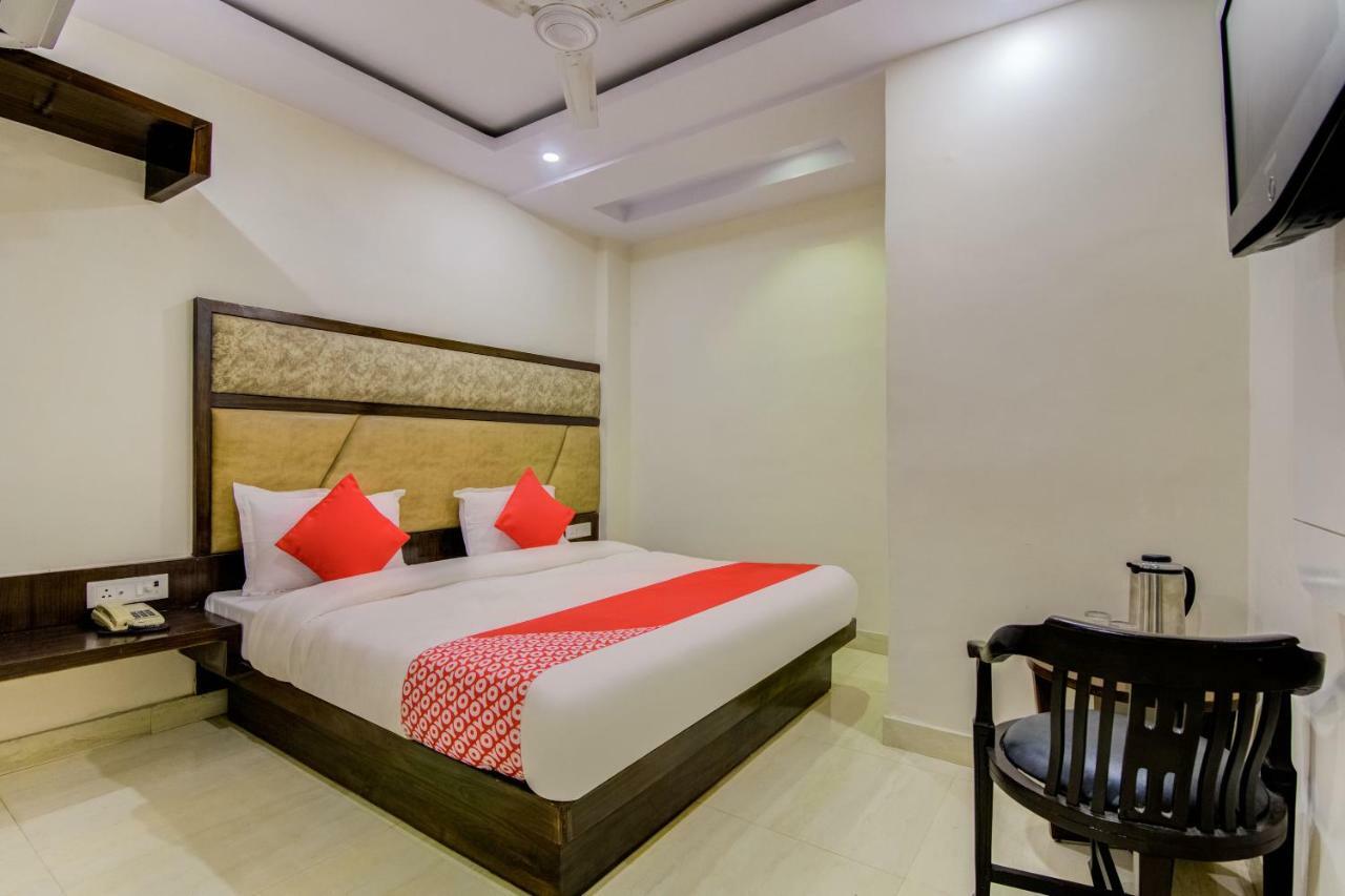Hotel India Continental 3*